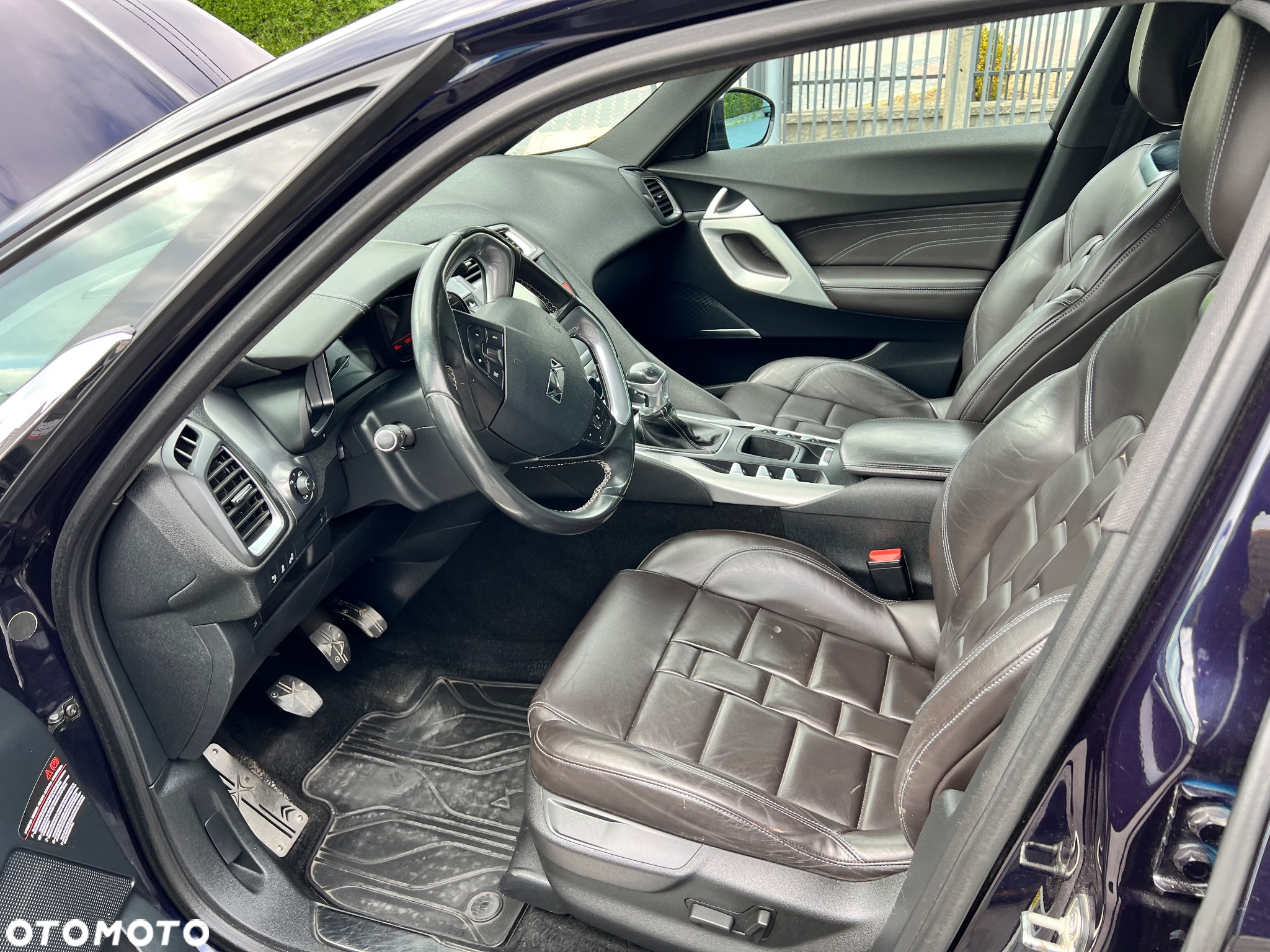 Citroën DS5 2.0 BlueHDi SoChic - 12