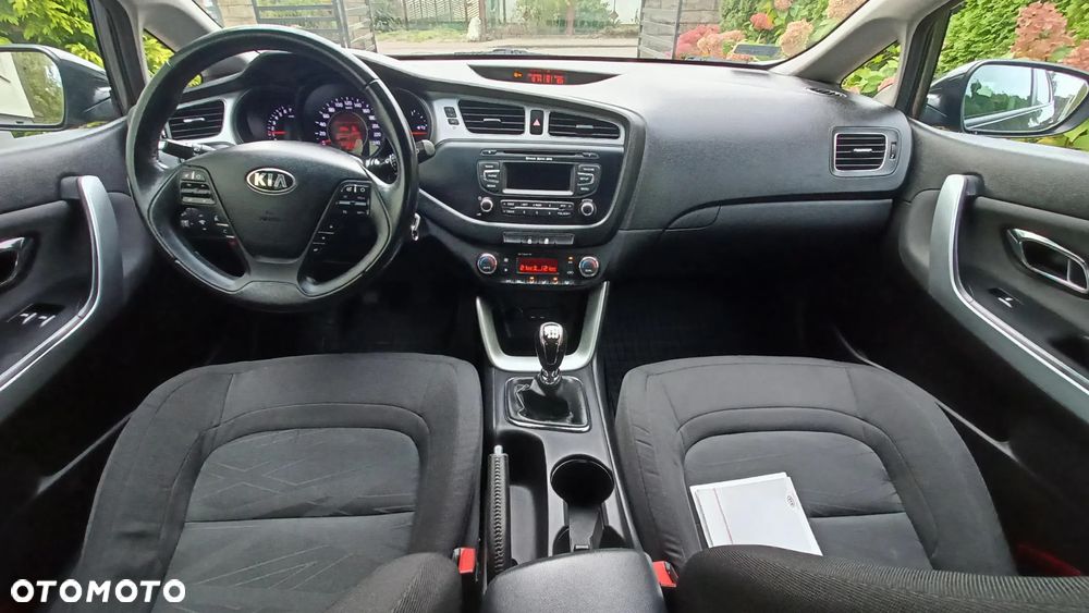 Kia Ceed 1.6 GDI M - 12