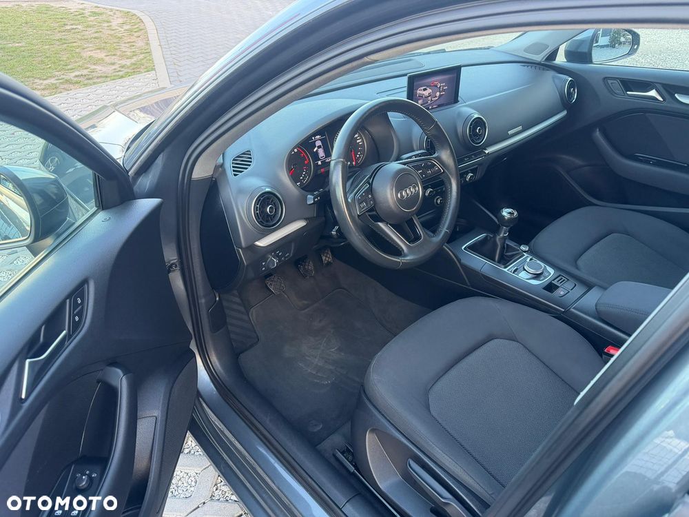 Audi A3 Sportback 1.0 TFSI design - 20
