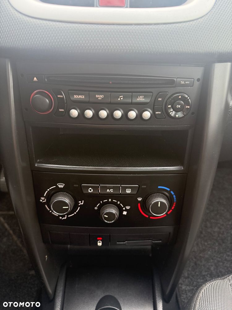 Peugeot 207 95 VTi Urban Move - 15