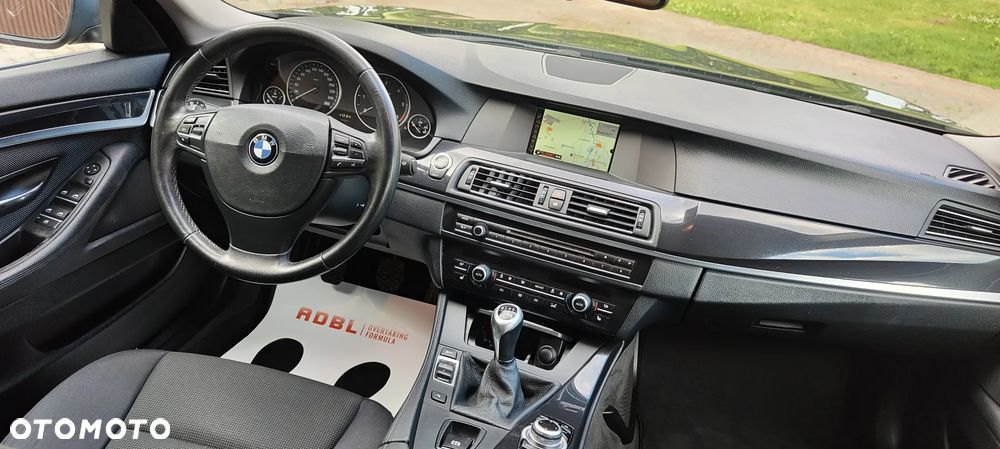 BMW Seria 5 520d - 22