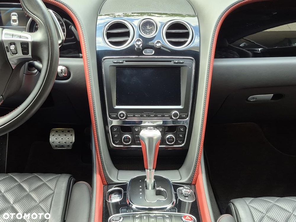 Bentley Continental GT - 17
