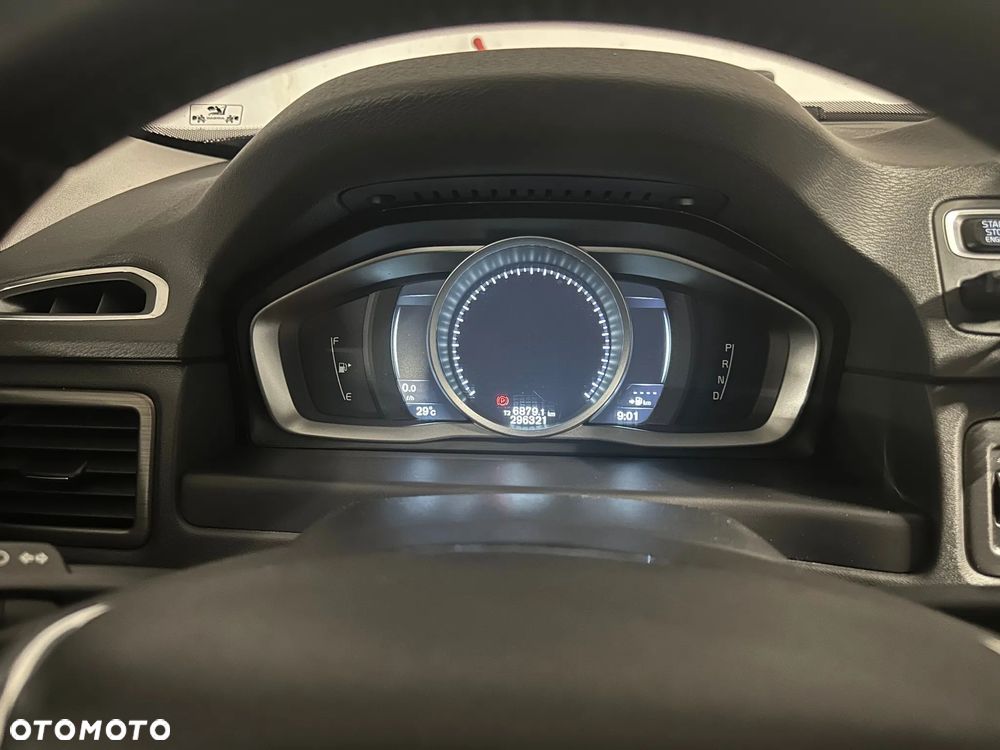 Volvo V70 D4 Geartronic Momentum - 15