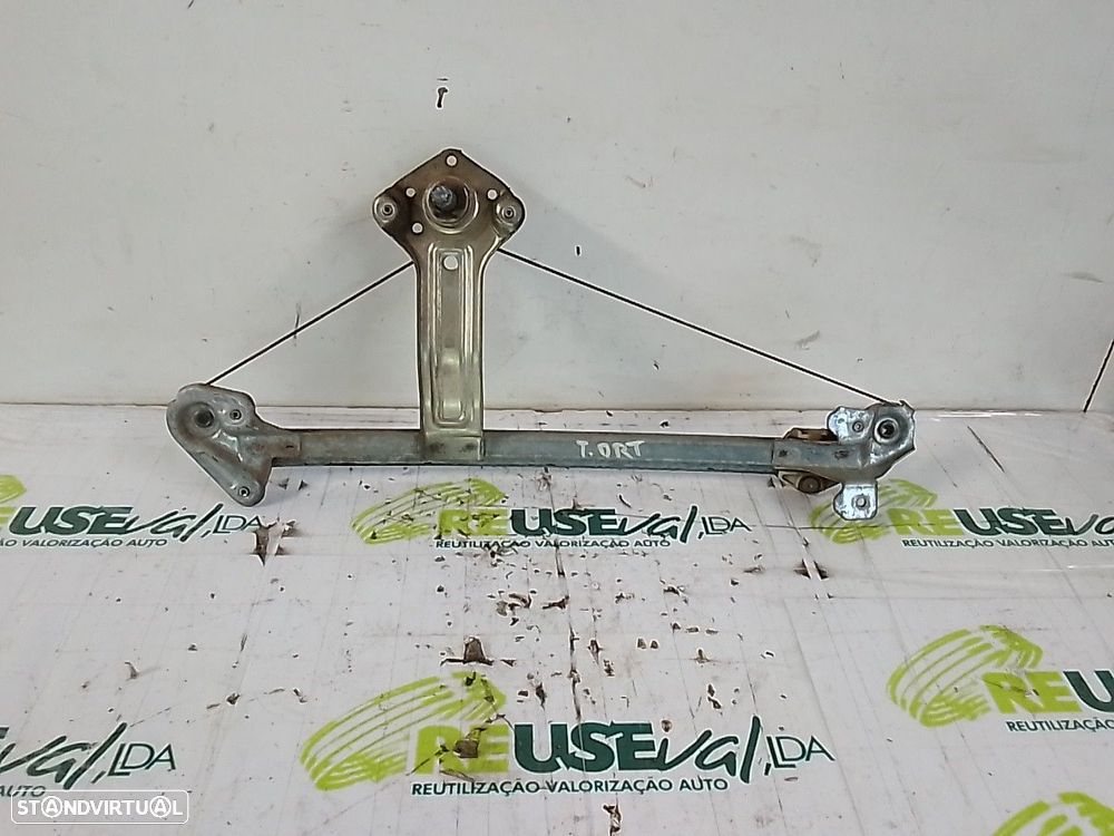 Elevador Trás Dto Opel Corsa C Caixa (X01)