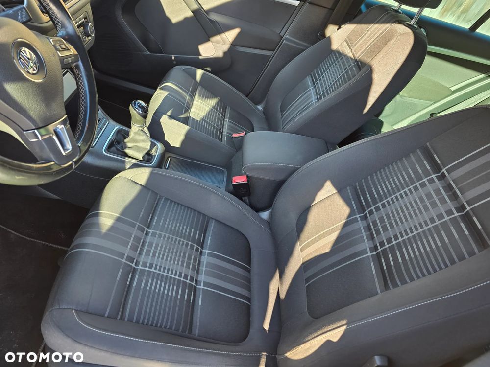 Volkswagen Tiguan 2.0 TDI DPF BlueMotion Technology Lounge Sport & Style - 10