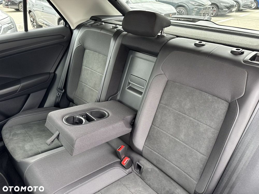 Volkswagen T-Roc 1.5 TSI Style DSG - 29