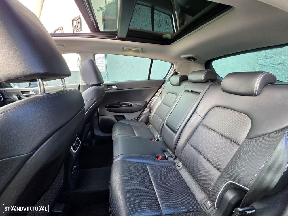 Kia Sportage 1.6 CRDI ISG GT Line - 3