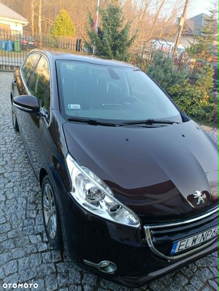 Peugeot 208 1.6 e-HDi Allure STT - 8