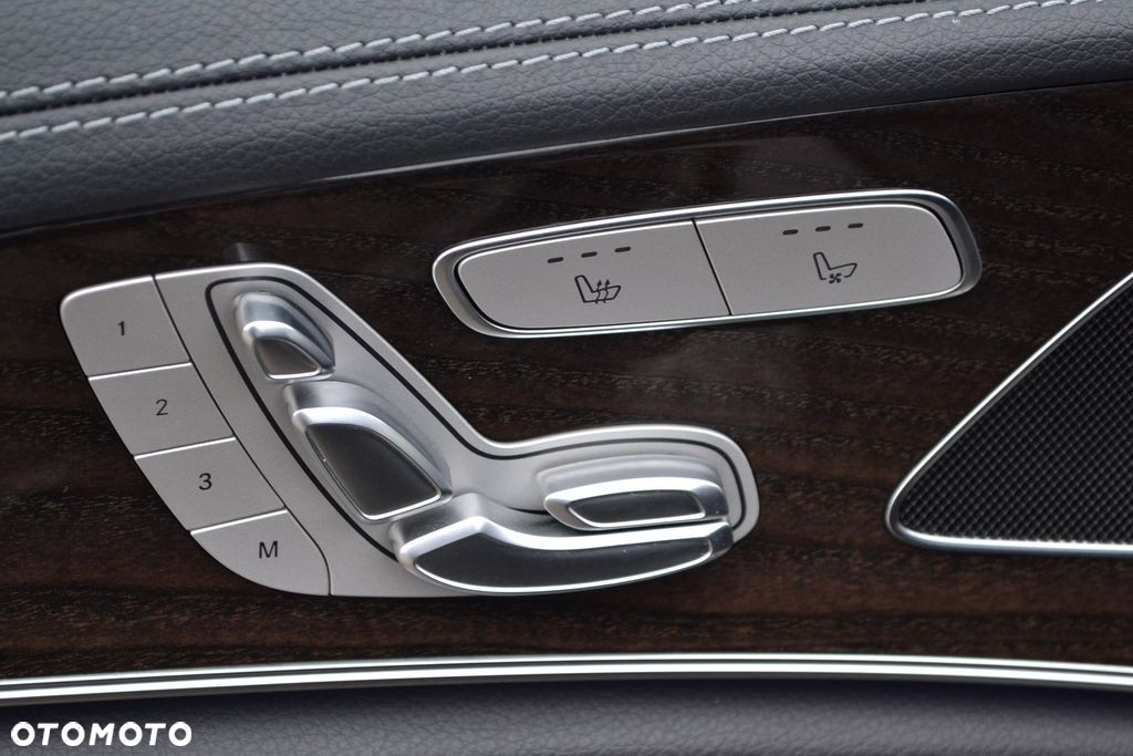 Mercedes-Benz CLS - 14