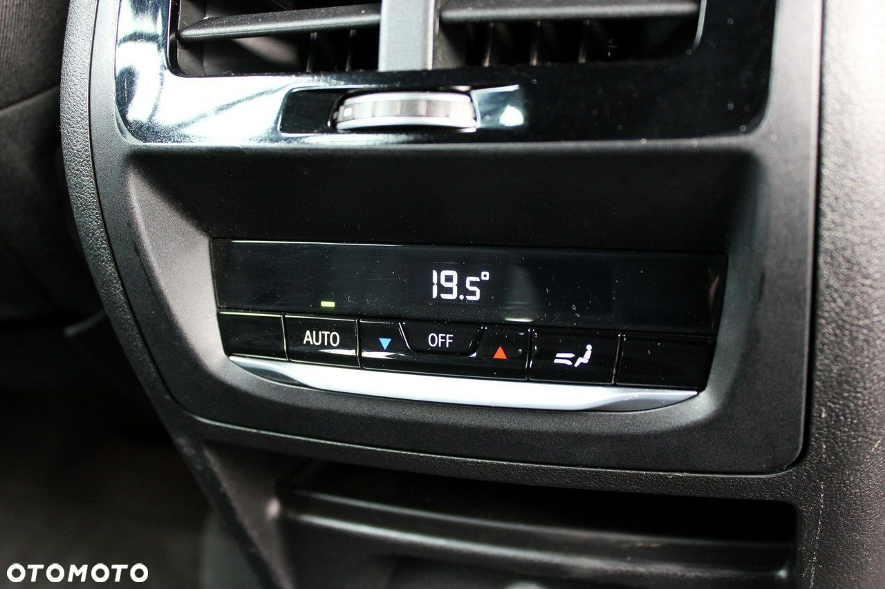 BMW X3 xDrive20d - 15