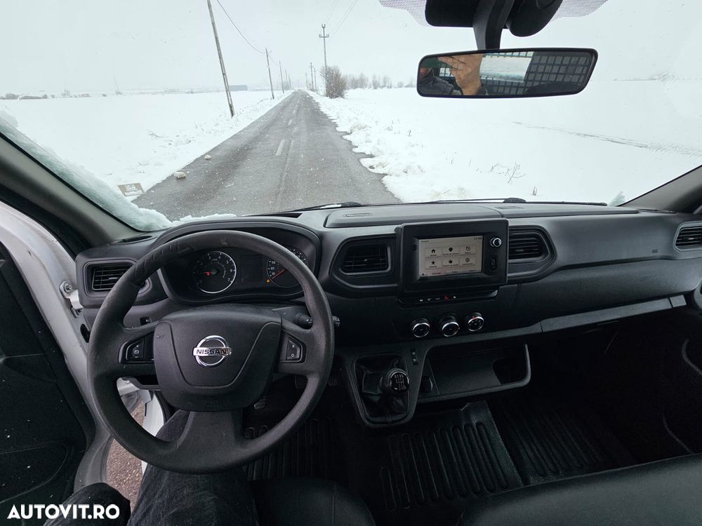 Nissan Interstar - 5