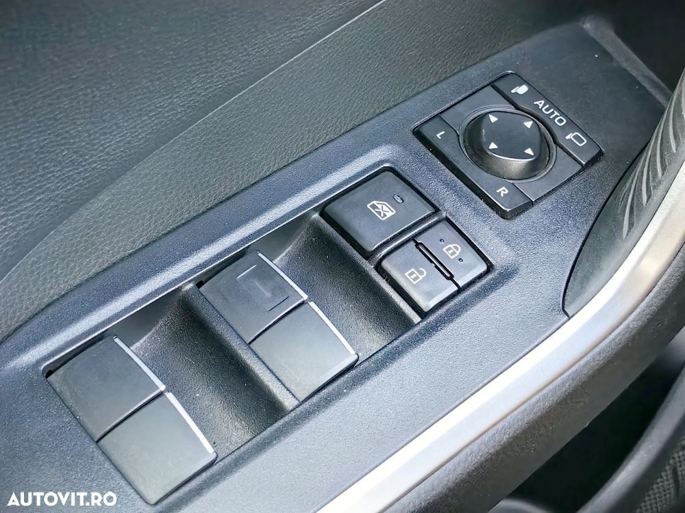 Toyota RAV4 2.5 VVT-iE 4x4 Luxury - 31