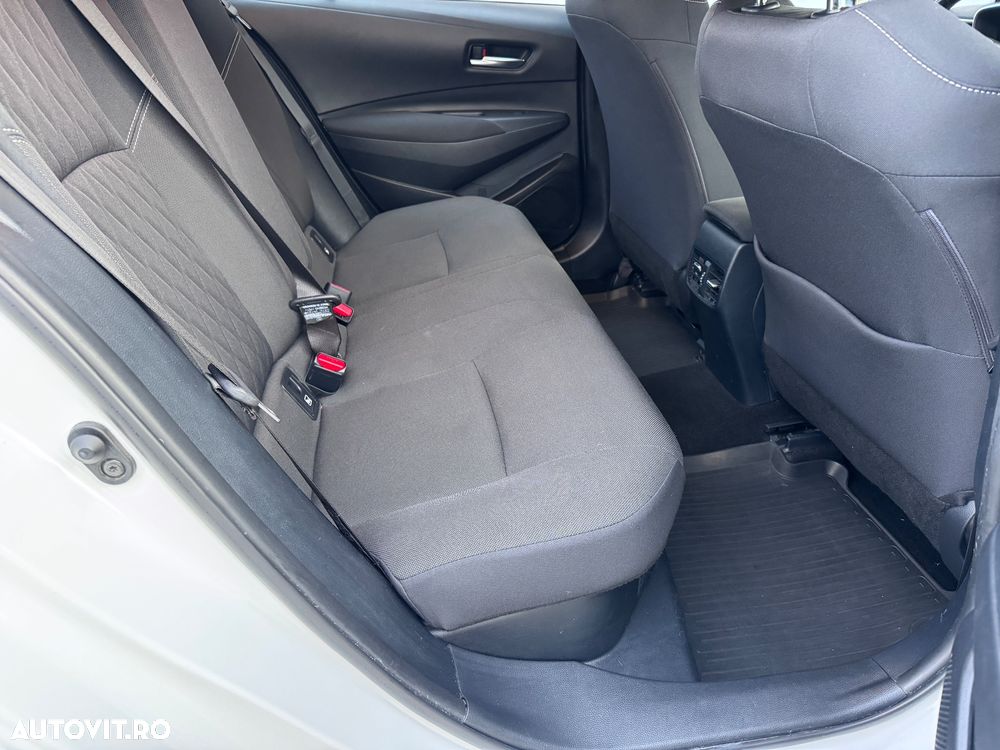 Toyota Corolla 1.8 HSD Active - 22