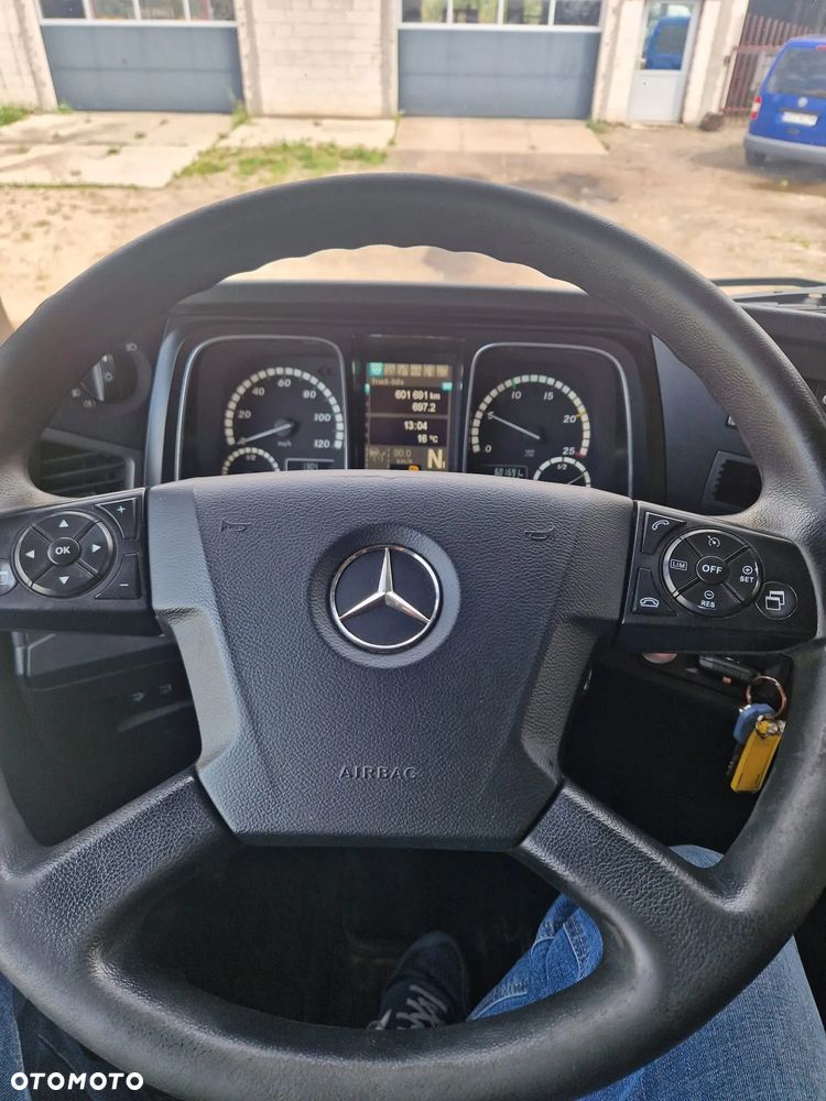 Mercedes-Benz ACTROS - 4