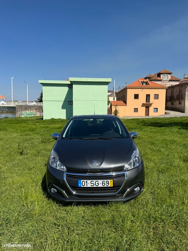 Peugeot 208 1.6 BlueHDi Style - 3