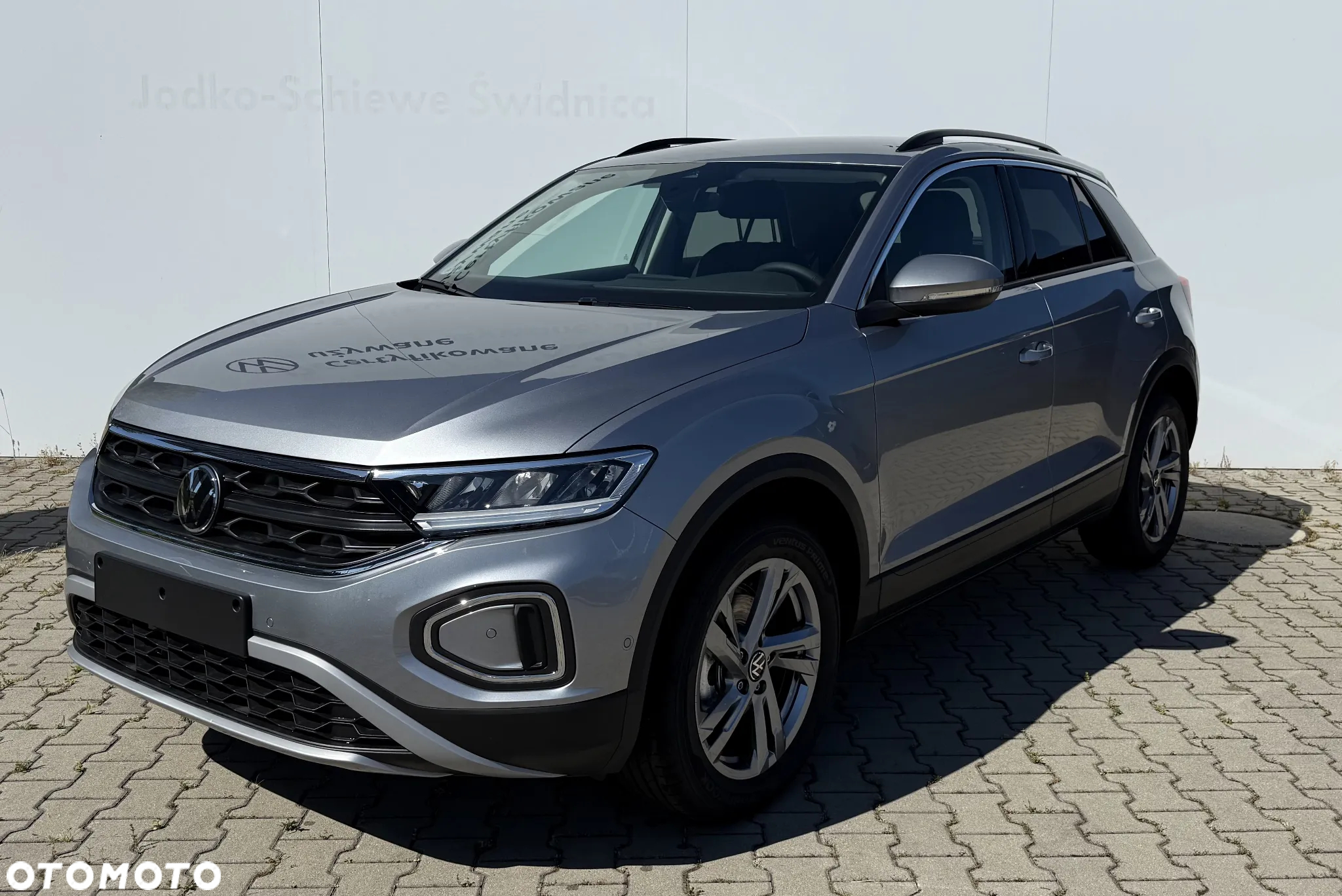 Volkswagen T-Roc 1.5 TSI Life Plus DSG - 4
