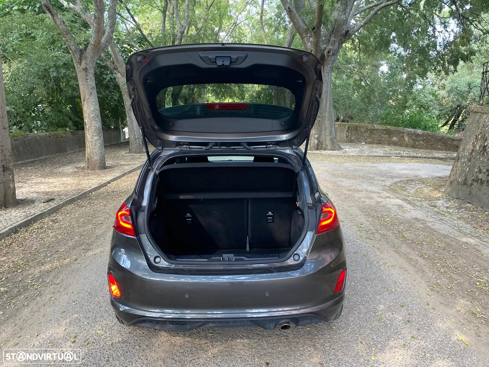 Ford Fiesta 1.0 EcoBoost ST-Line - 38