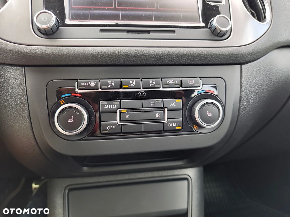 Volkswagen Golf Plus 1.4 TSI CrossGolf - 22