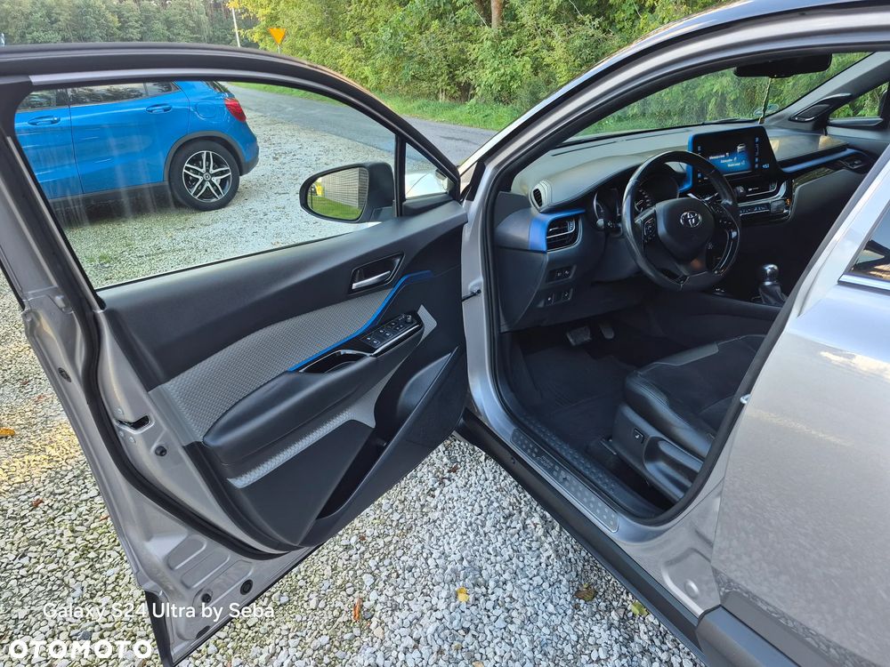 Toyota C-HR Style Selection - 11