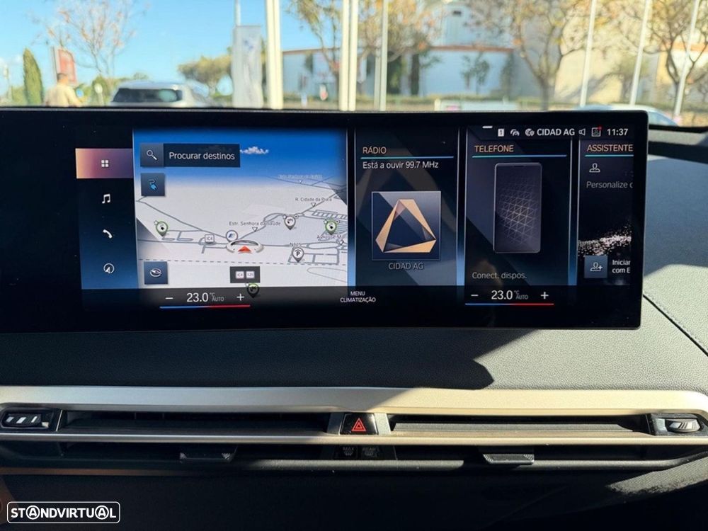 BMW iX xDrive 40 - 15