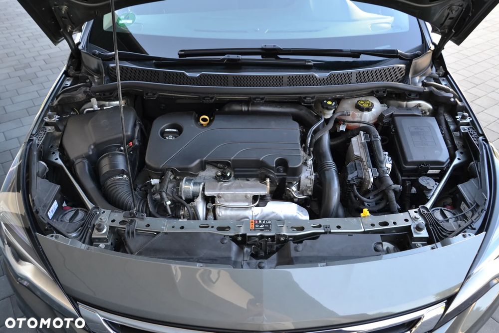 Opel Astra 1.4 T Dynamic - 33