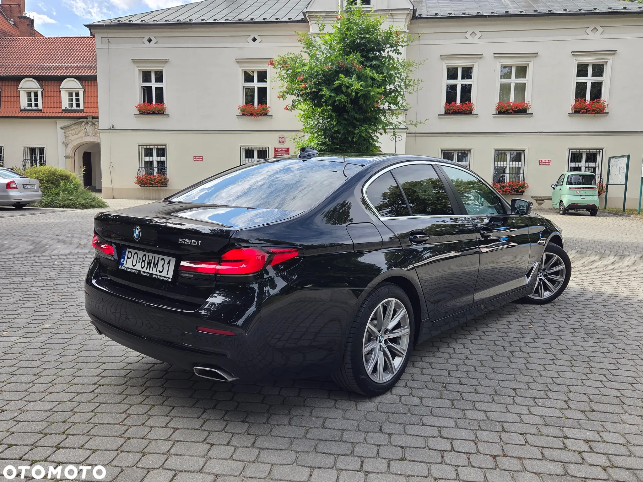 BMW Seria 5 530i xDrive - 13
