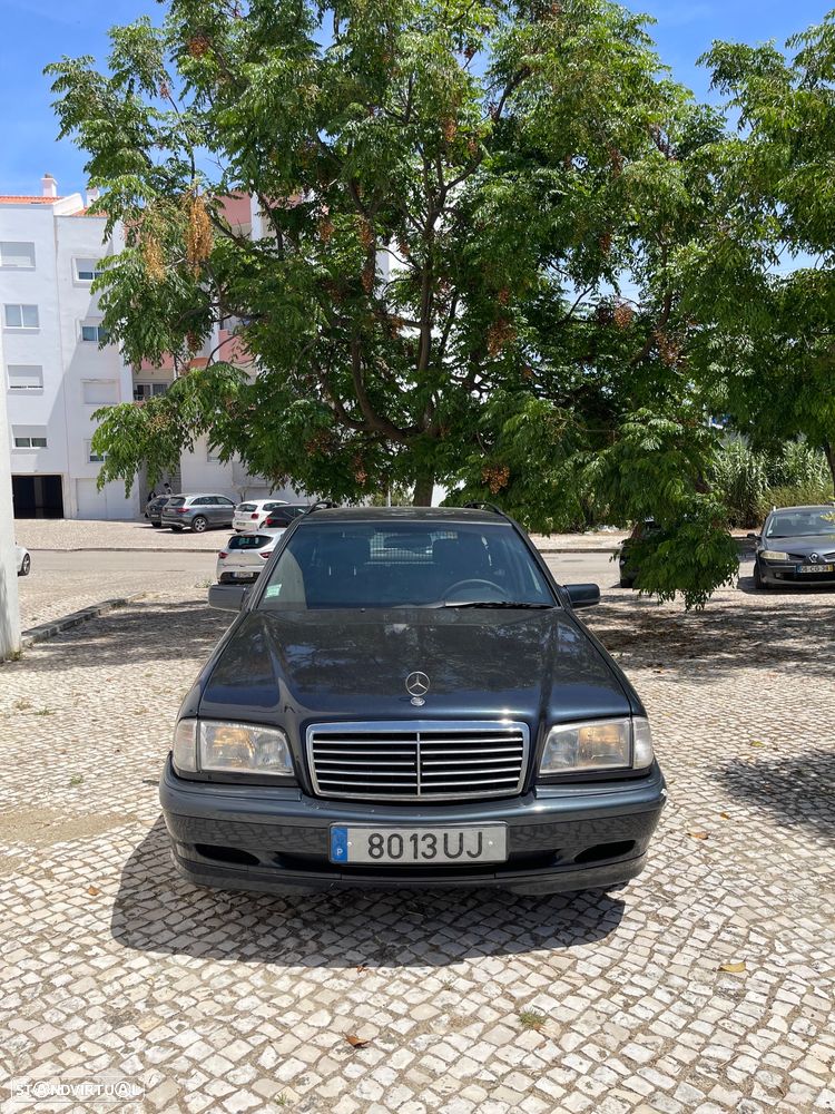 Mercedes-Benz C 220 - 1