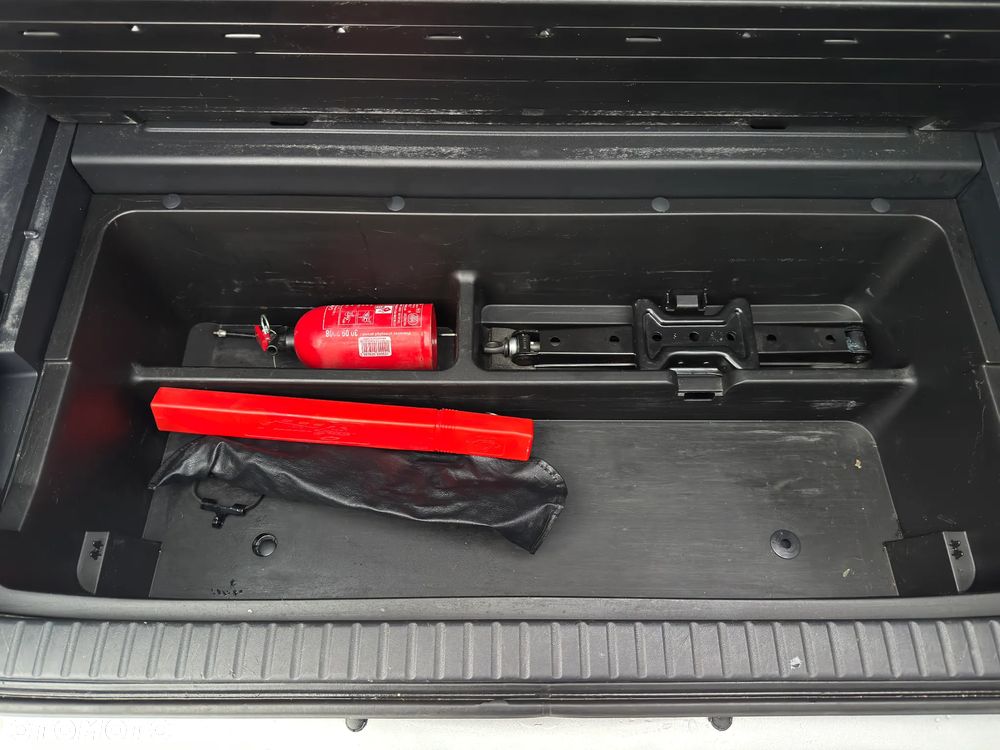 Toyota RAV4 2.2 D-4D Sol 180 - 41