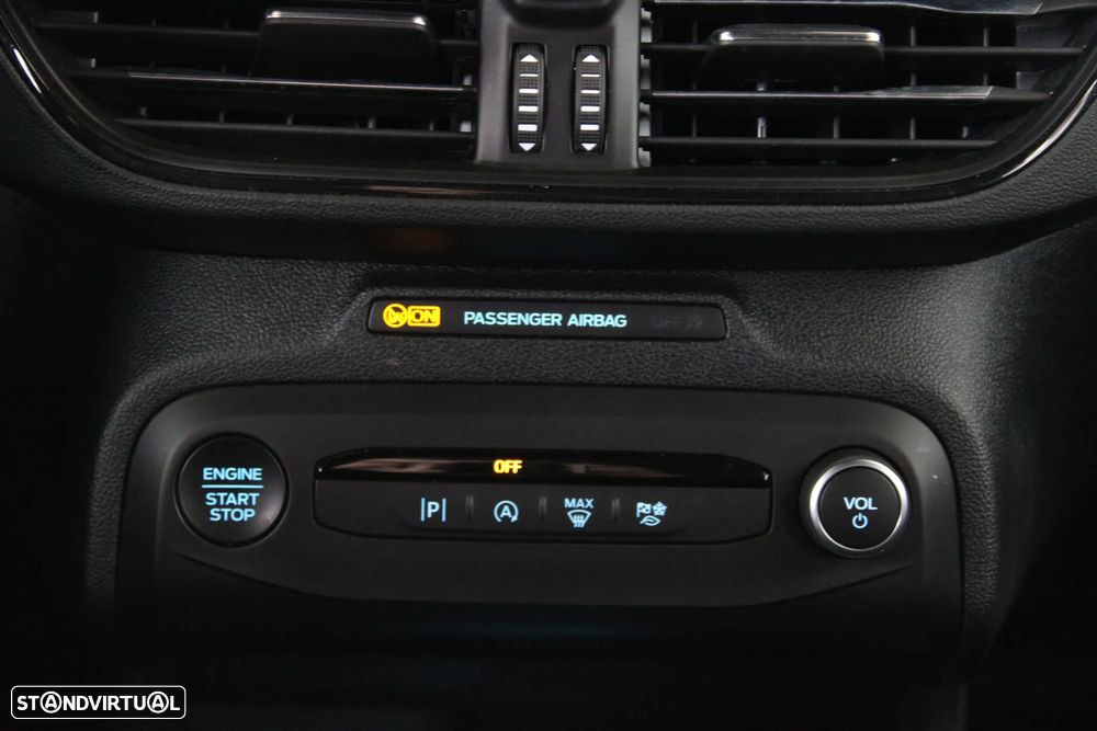 Ford Focus 1.0 EcoBoost MHEV ST-Line - 28