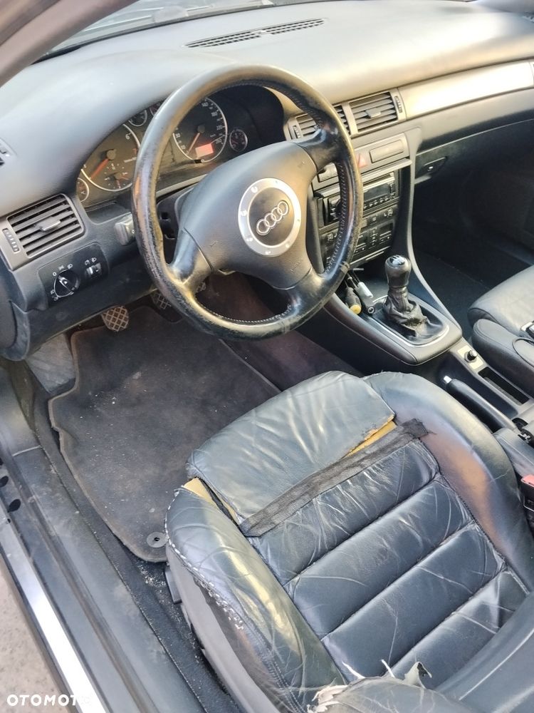 Audi A6 Avant - 5
