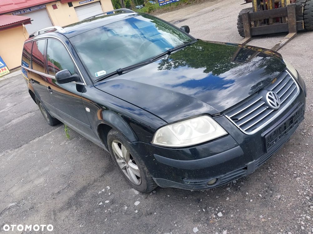 Volkswagen Passat B5 FL Lift silnik 1.9 AVF AWX 130 KM skrzynia biegów ARK drzwi prawe lewe przód tył LU41 LV41 turbosprężarka dwumasa pompowtrysk alternator szyba kompresor klimatyzacji szyba zamek schowek sterownik silnika stacyjka mcperson amortyzator belka sanki miska głowica zawór N75 podciśnienia NA CZĘŚCI WSZYSTKIE CZĘŚCI - 5