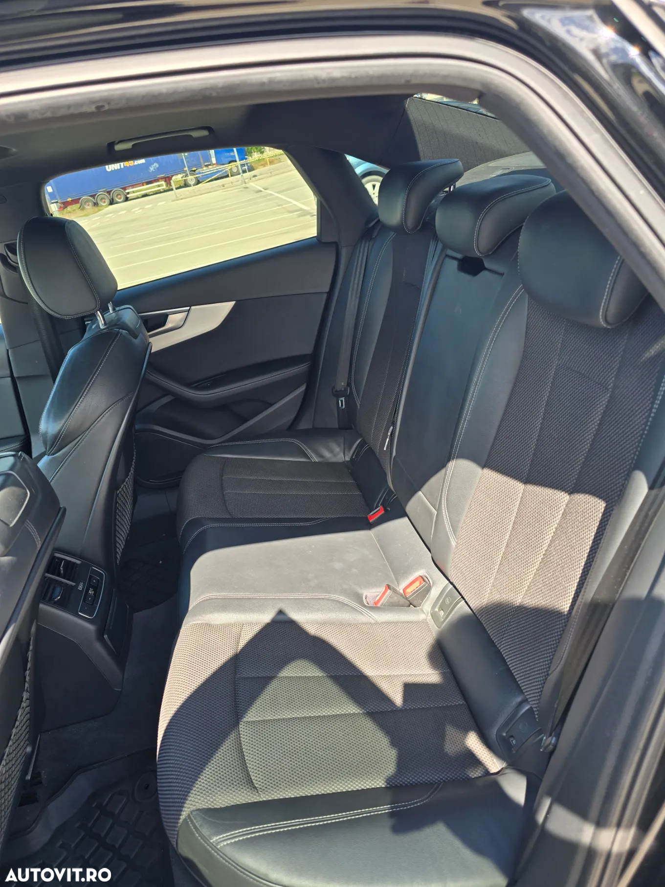 Audi A4 2.0 TDI S tronic Sport - 7