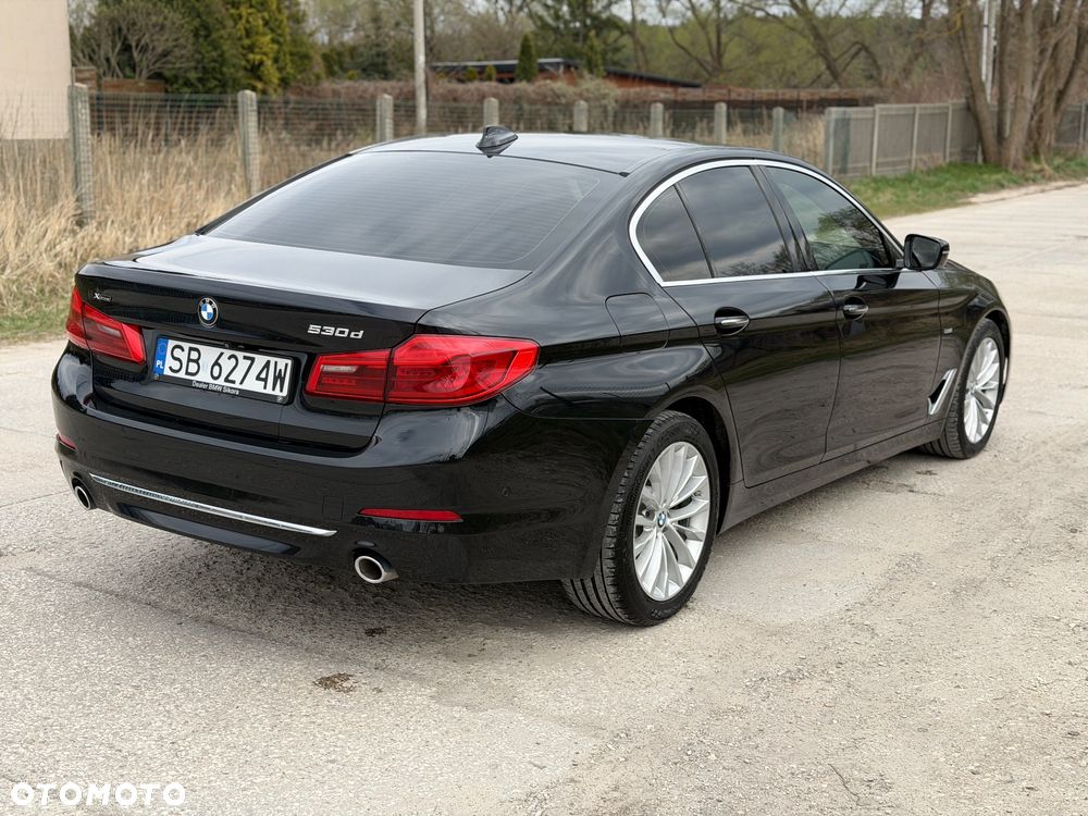 BMW Seria 5 530d xDrive Luxury Line - 4