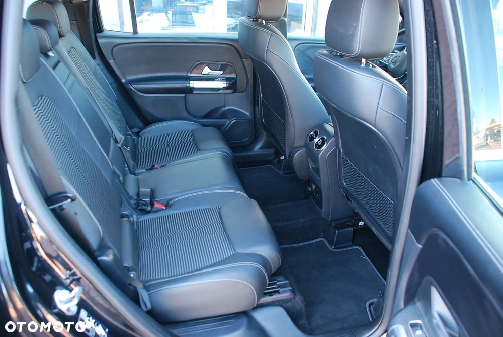 Mercedes-Benz GLB 200 d Progressive 8G-DCT - 14