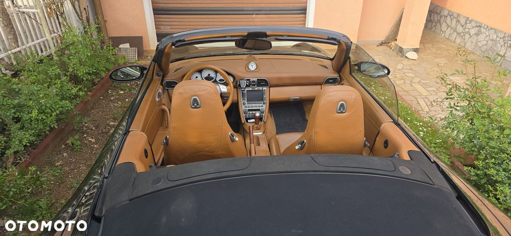 Porsche 911 Carrera S - 11