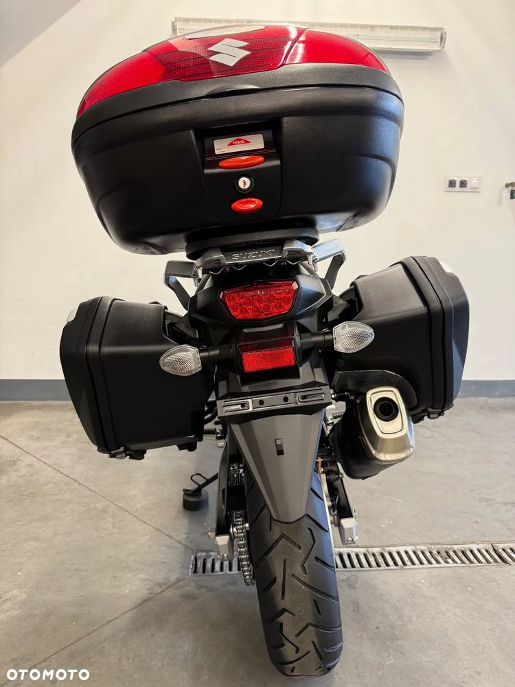 Suzuki V-STROM - 40