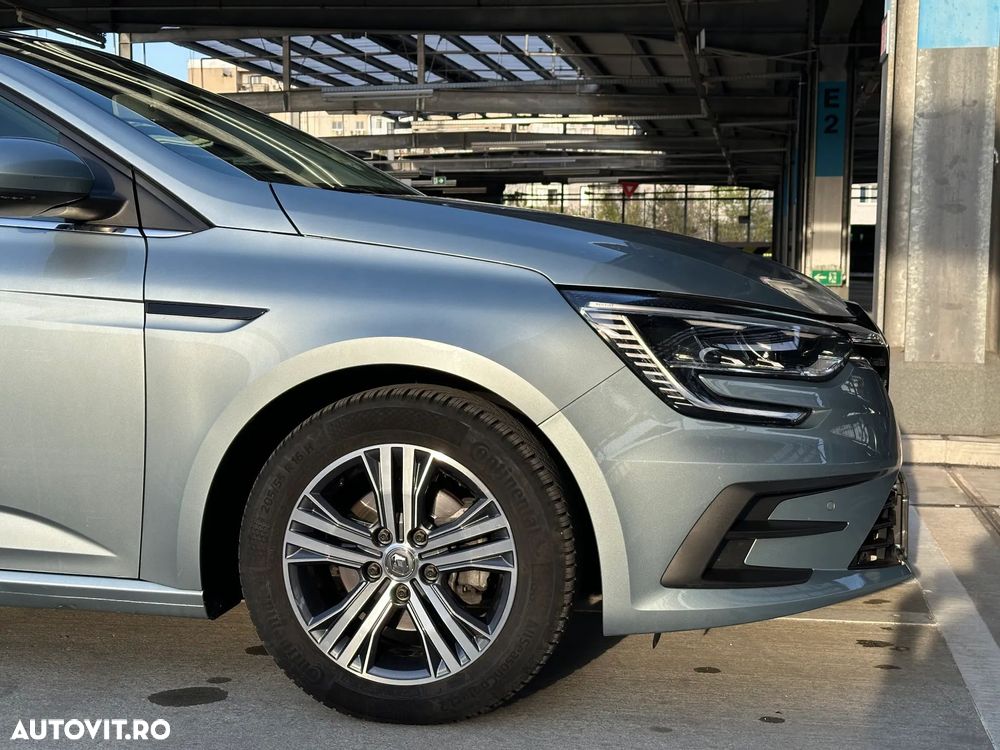 Renault Megane TCE 140 Techno - 5