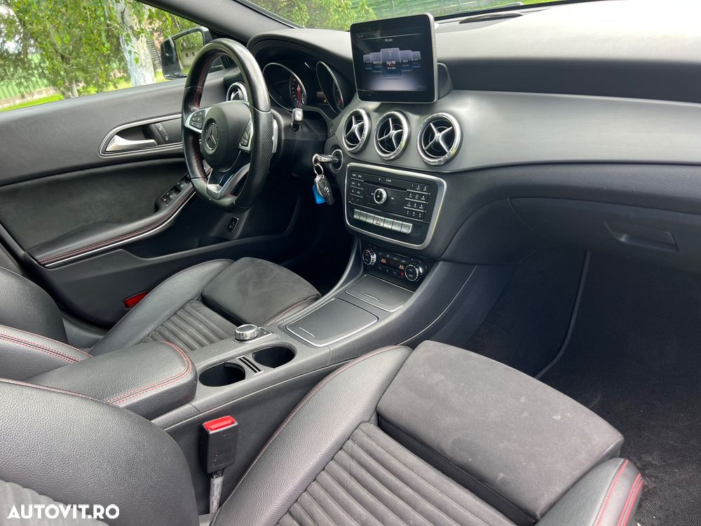 Mercedes-Benz CLA 220 - 7