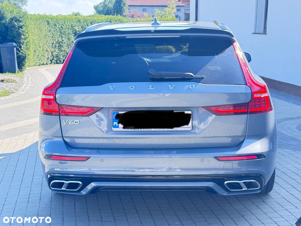 Volvo V60 T6 AWD Recharge Core - 4