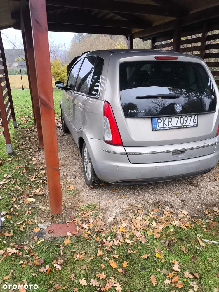 Lancia Musa 1.4 16v Platino - 6