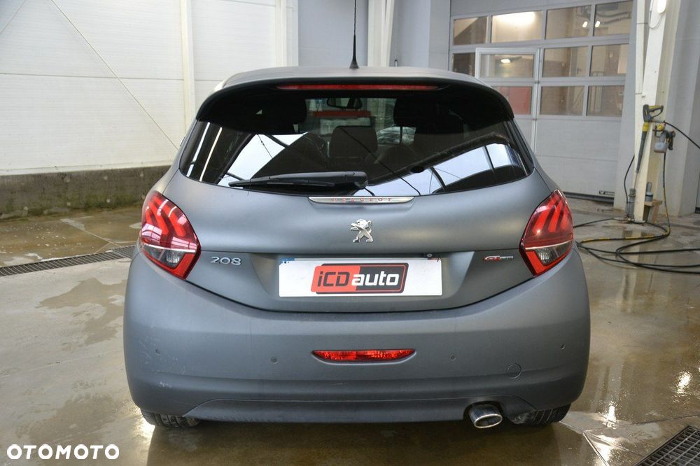 Peugeot 208 - 6