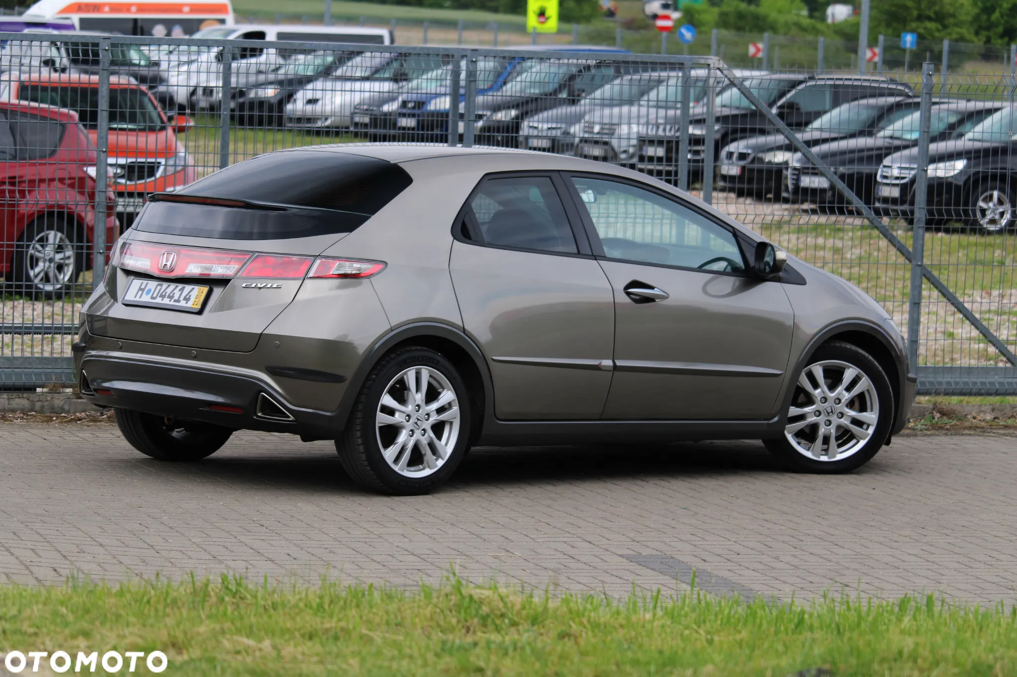 Honda Civic 1.8i-VTEC Sport - 10