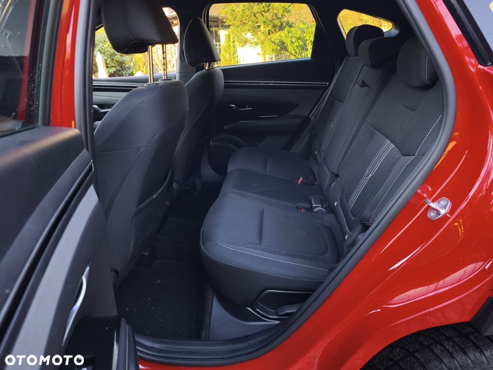 Hyundai Tucson 1.6 T-GDi 48V-Hybrid 4WD DCT Blackline - 26