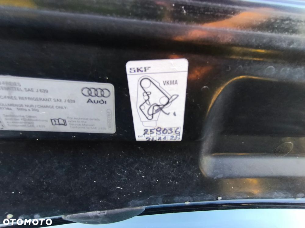 Audi A4 Limousine 1.6 - 12