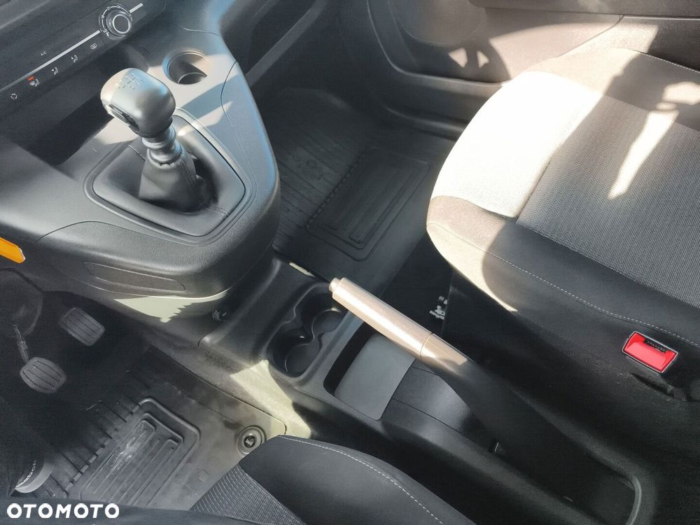 Toyota Proace City Verso 1.5 D-4D Business - 20