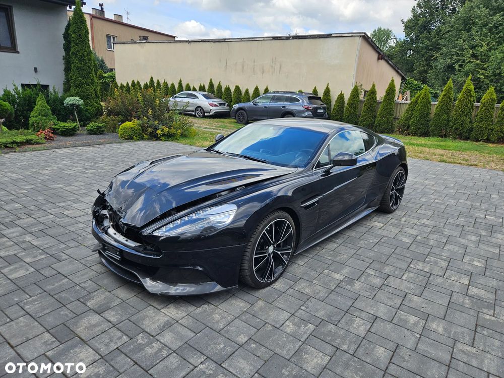 Aston Martin V12 Vanquish ver-45-amg-4matic-7g--dct - 2