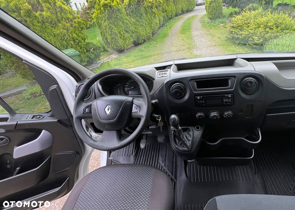 Renault Master III Furgon CONFORT F3500 L2H2 2,3 dCi 125 - 10