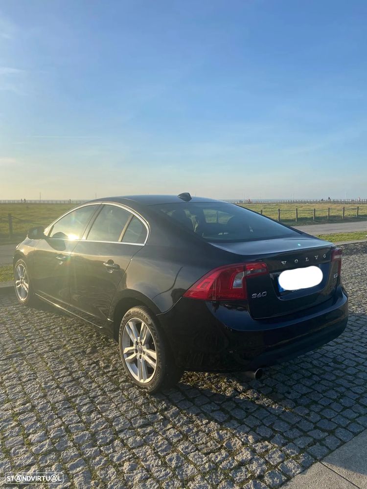 Volvo S60 - 9