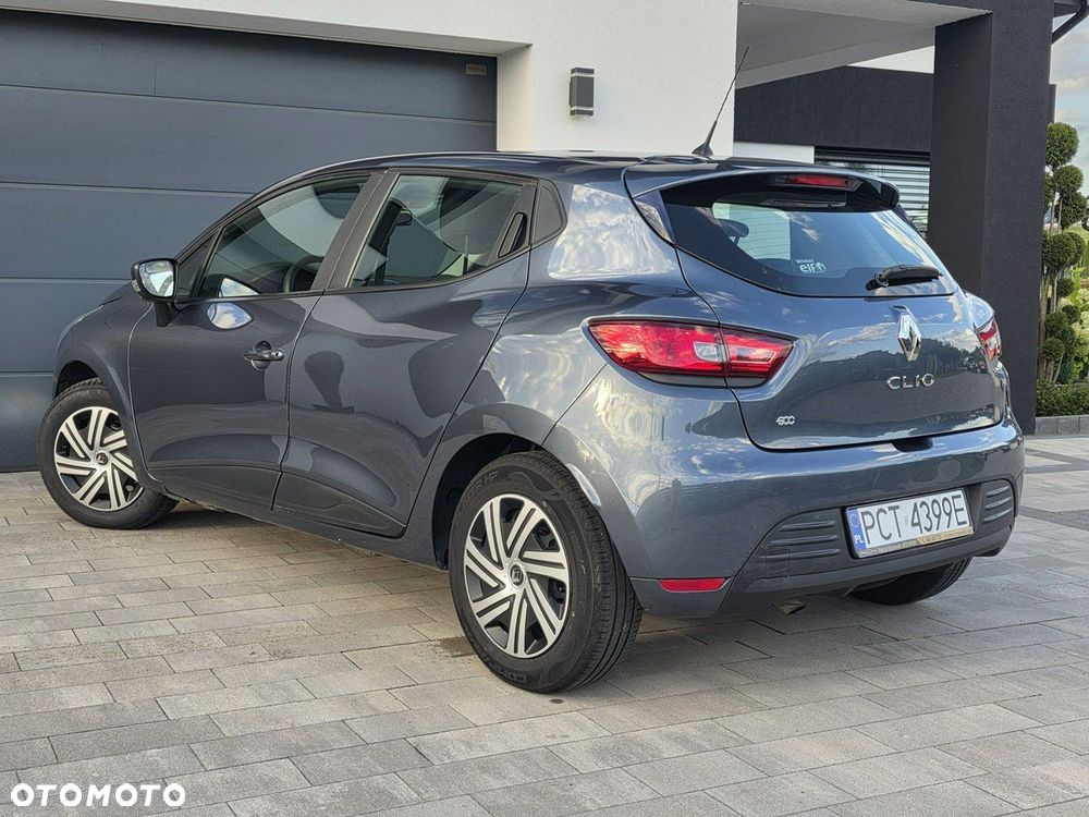 Renault Clio - 16