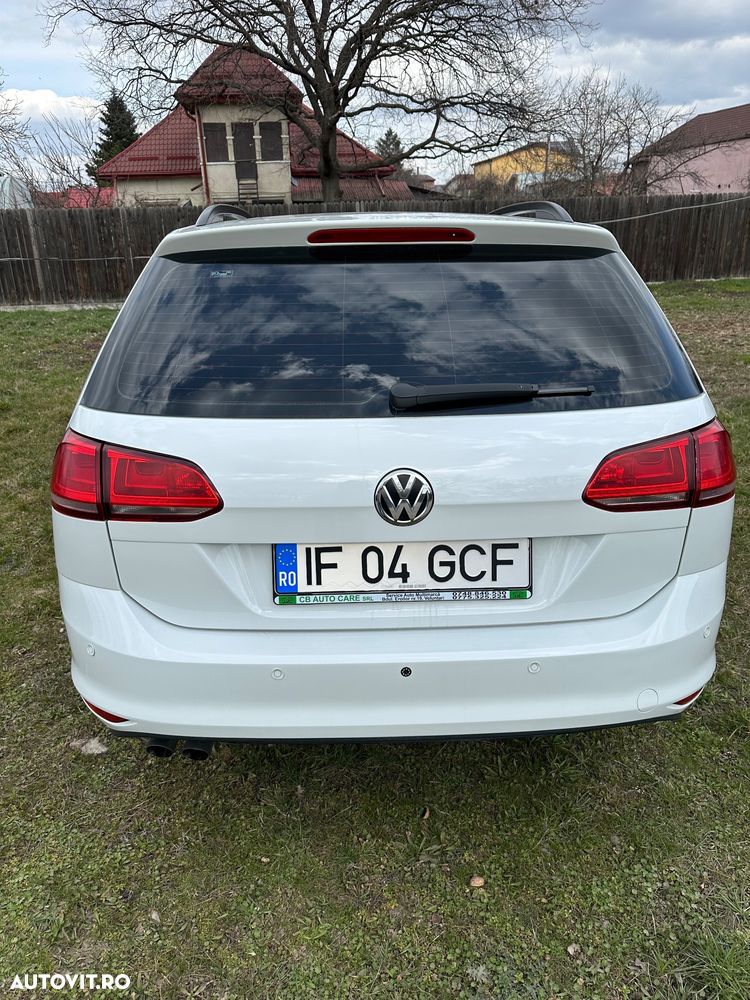 Volkswagen Golf 2.0 TDI DSG Comfortline - 3